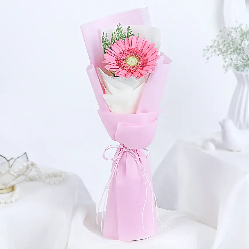 heartfelt-wishes-gerbera-bouquet_1_9514a2a3.webp